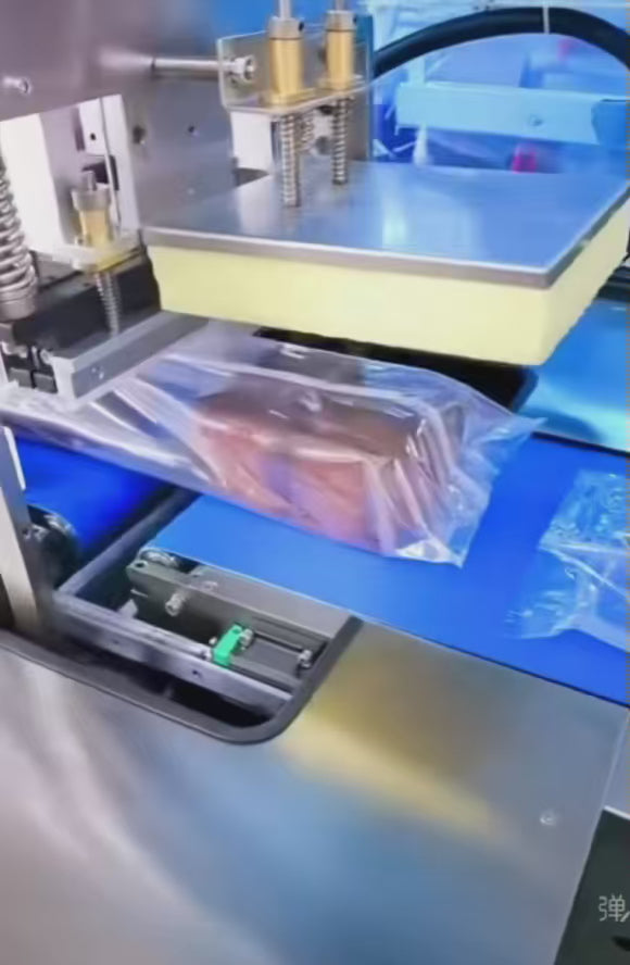 Custom Turnkey Vacuum Packaging Line | Bag → Vacuum → Gas Fill → Seal | High Speed | Factory Direct